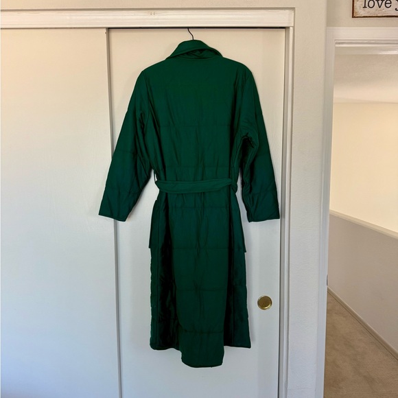 Green Quilted Robe - Picture 2 of 5